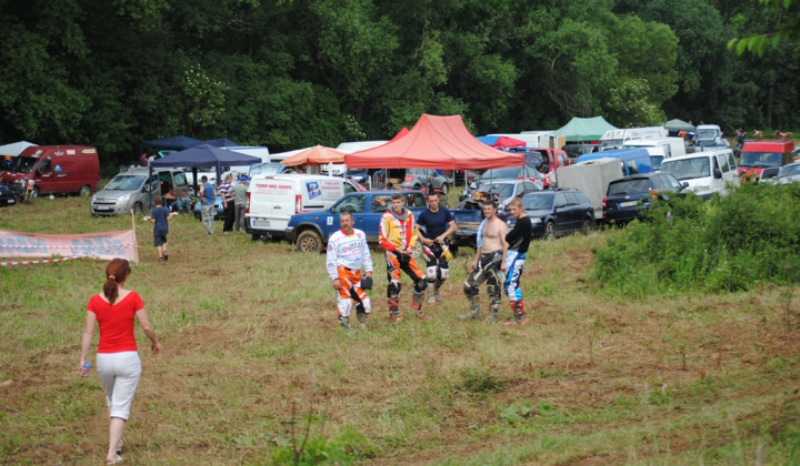 2. fotógaléria fotózás Motocross gulyásparti Debrődön 2012. június 10.