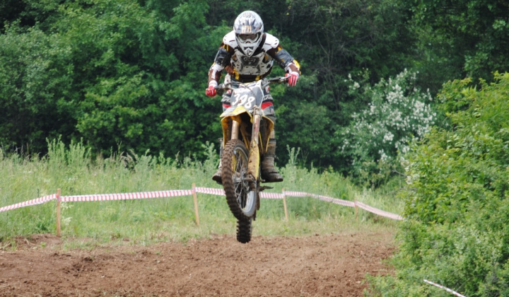 9. fotógaléria fotózás Motocross gulyásparti Debrődön 2012. június 10.