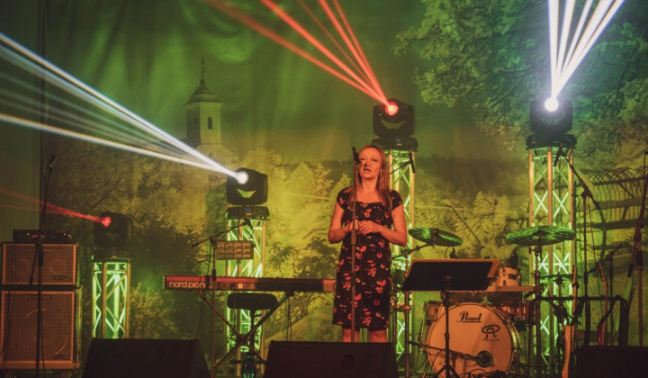 4. fotografia fotogalérie Ľudové tradicionálne podujatia pre generáciu budúcnosti FOLK&FEST Népi hagyományőrző rendezvények a jövő generációjáért 2021.06.04. Debraďske drozdy festival / Debrődi rigók fesztivál