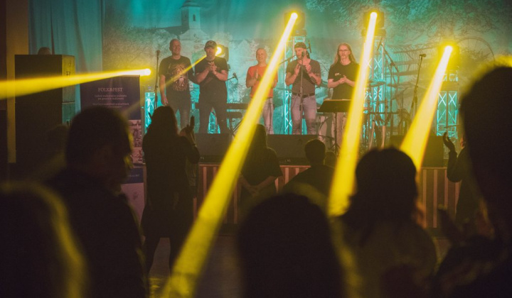 5. fotografia fotogalérie Ľudové tradicionálne podujatia pre generáciu budúcnosti FOLK&FEST Népi hagyományőrző rendezvények a jövő generációjáért 2021.06.04. Debraďske drozdy festival / Debrődi rigók fesztivál
