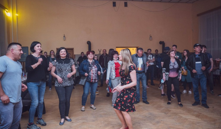 9. fotografia fotogalérie Ľudové tradicionálne podujatia pre generáciu budúcnosti FOLK&FEST Népi hagyományőrző rendezvények a jövő generációjáért 2021.06.04. Debraďske drozdy festival / Debrődi rigók fesztivál