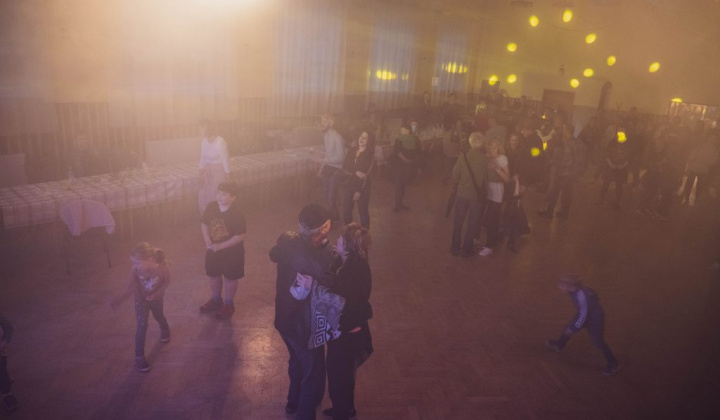 14. fotografia fotogalérie Ľudové tradicionálne podujatia pre generáciu budúcnosti FOLK&FEST Népi hagyományőrző rendezvények a jövő generációjáért 2021.06.04. Debraďske drozdy festival / Debrődi rigók fesztivál